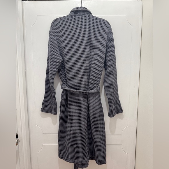 Brooklinen Waffle Robe - Picture 4 of 6